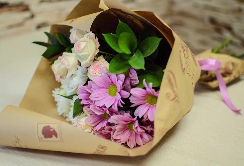 Букет цветов из: Розы и Хризантемы в Нечаевке