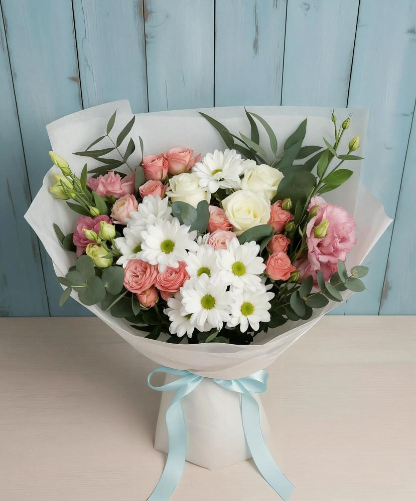 Букет цветов из: Розы, Лизиантусы и Хризантемы в Нечаевке