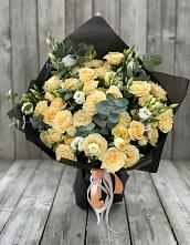 Букет цветов из:  Розы и Лизиантусы в Нечаевке