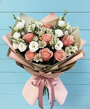Букет цветов из:  Розы, Альстромерии и Лизиантусы в Нечаевке