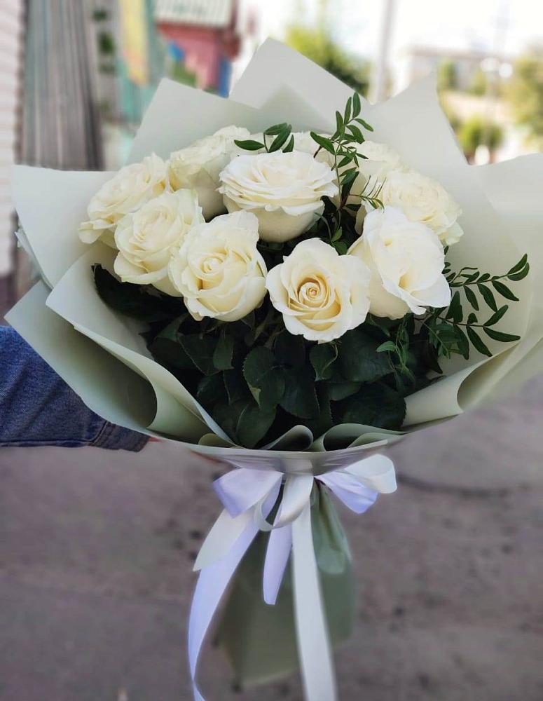 Букет Белые розы Проуд в Нечаевке