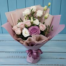 Букет цветов из:  Розы и Лизиантусы в Нечаевке