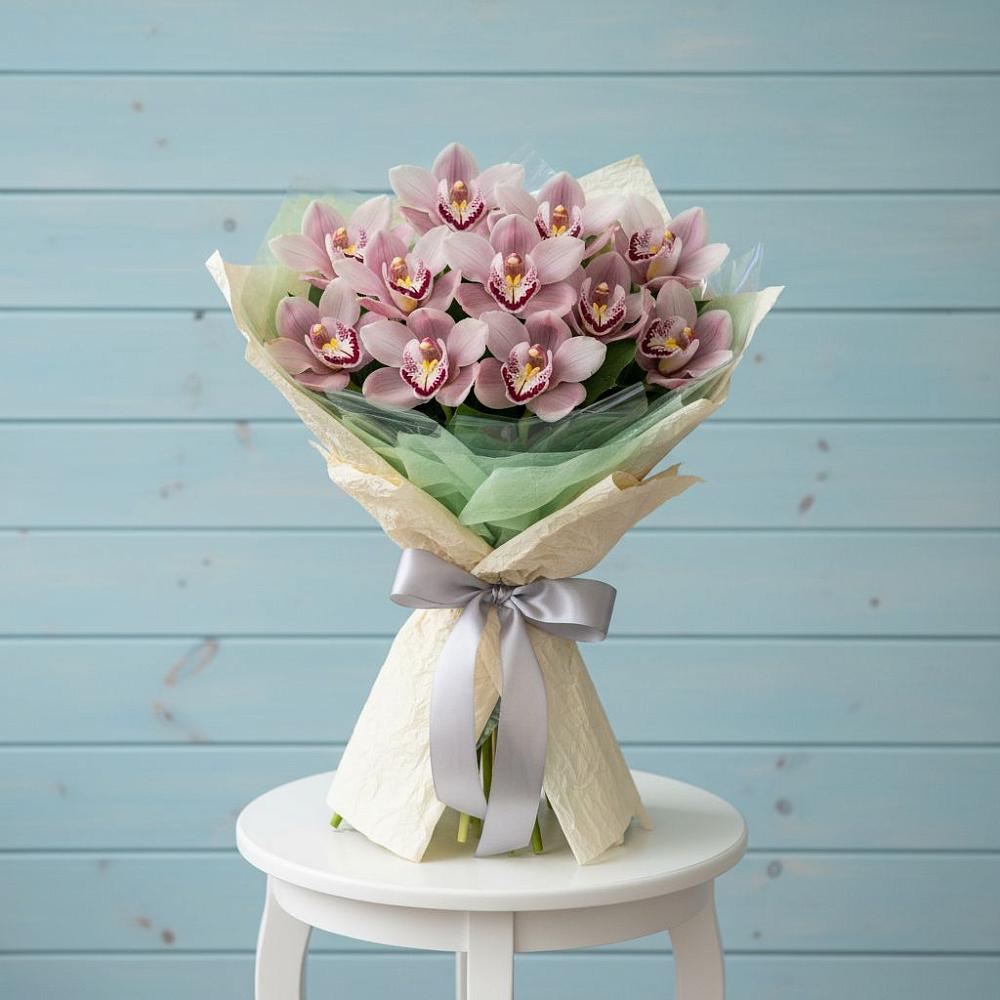 Букет цветов из: Орхидеи и Розы в Нечаевке