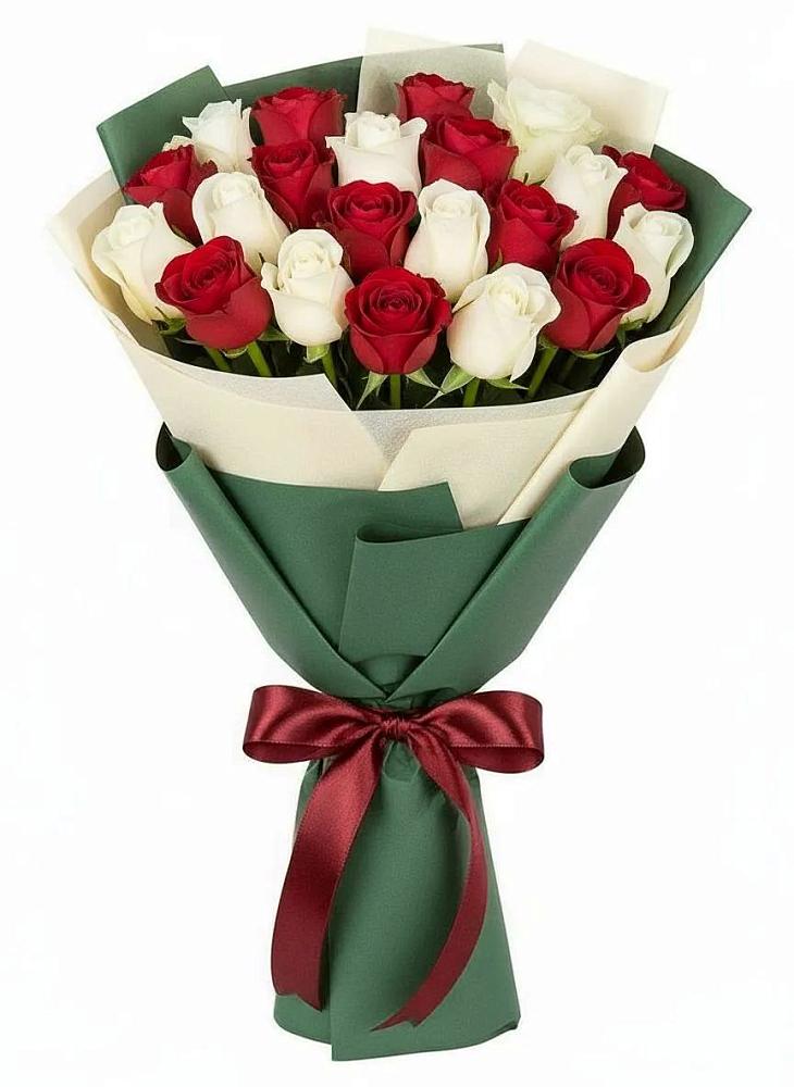 Букет Микс из красных и белых роз в Нечаевке