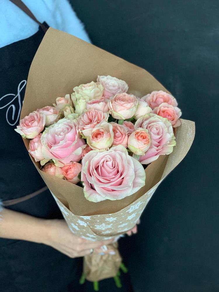 Букет цветов из: Хризантемы и Розы в Нечаевке