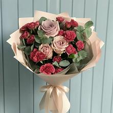Букет цветов из:  Гвоздики и Розы в Нечаевке
