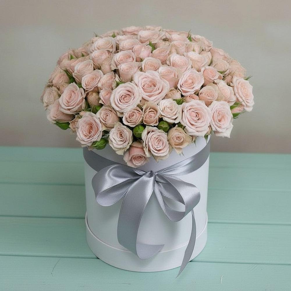 Цветочная композиция из Розы в шляпной коробке в Нечаевке